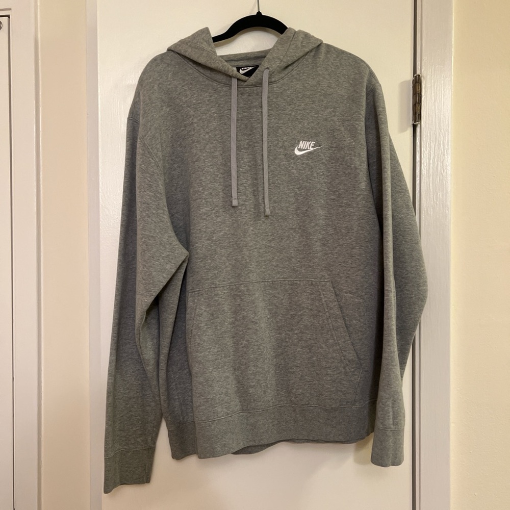 Nike Hoodie (Men’s XL)